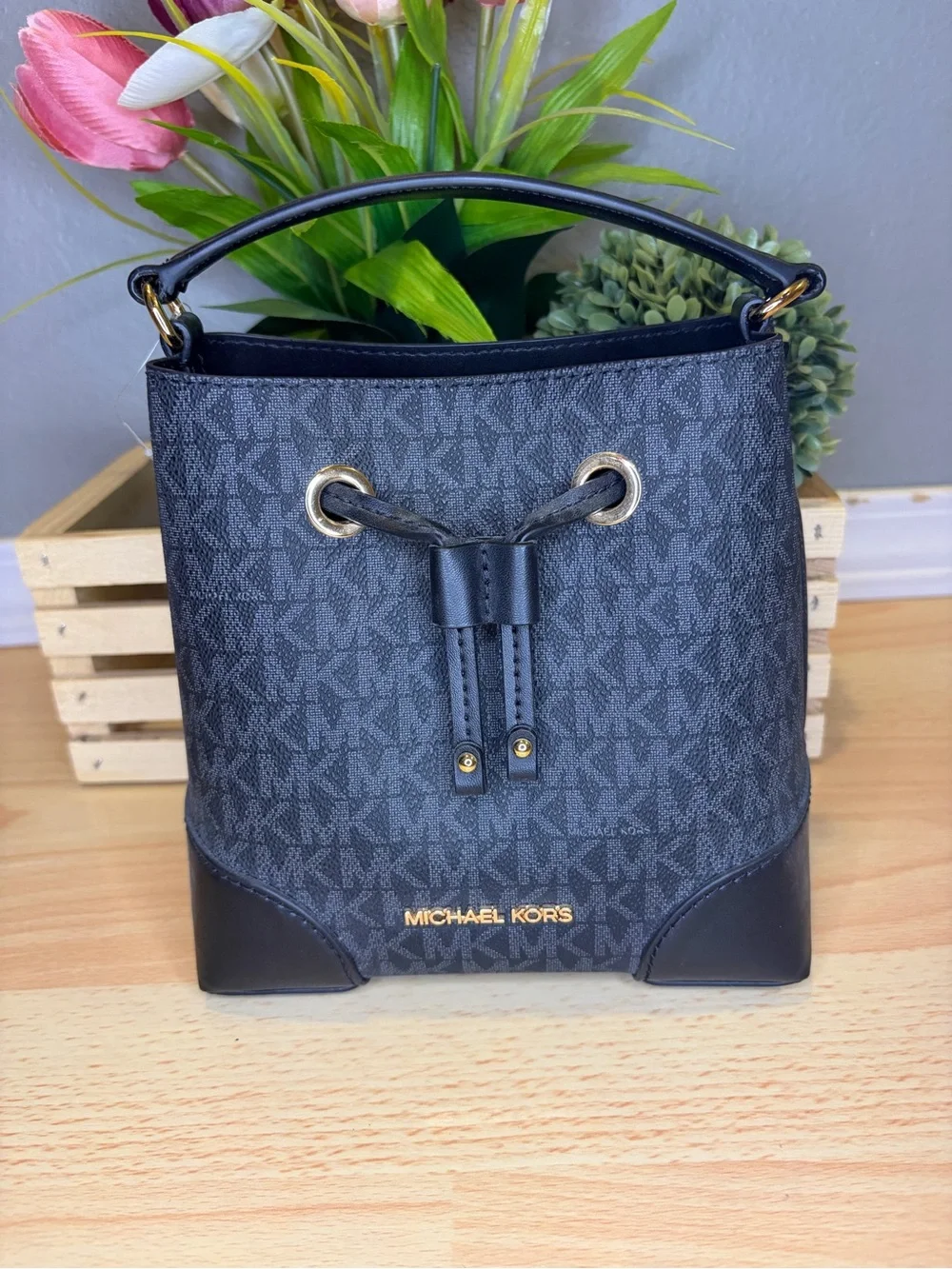 Michael Kors Black Mercer Small Bucket Crossbody Bag